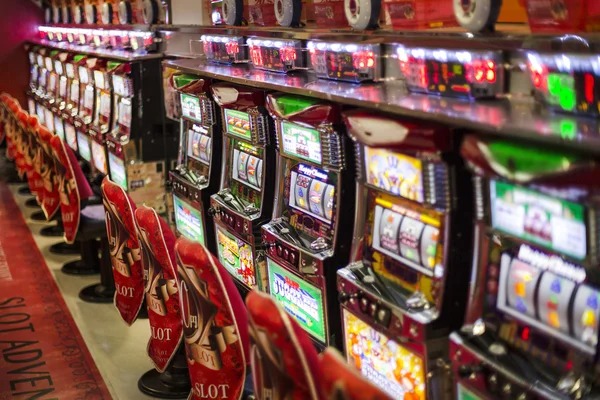 hapymod BandarQ live dealer table